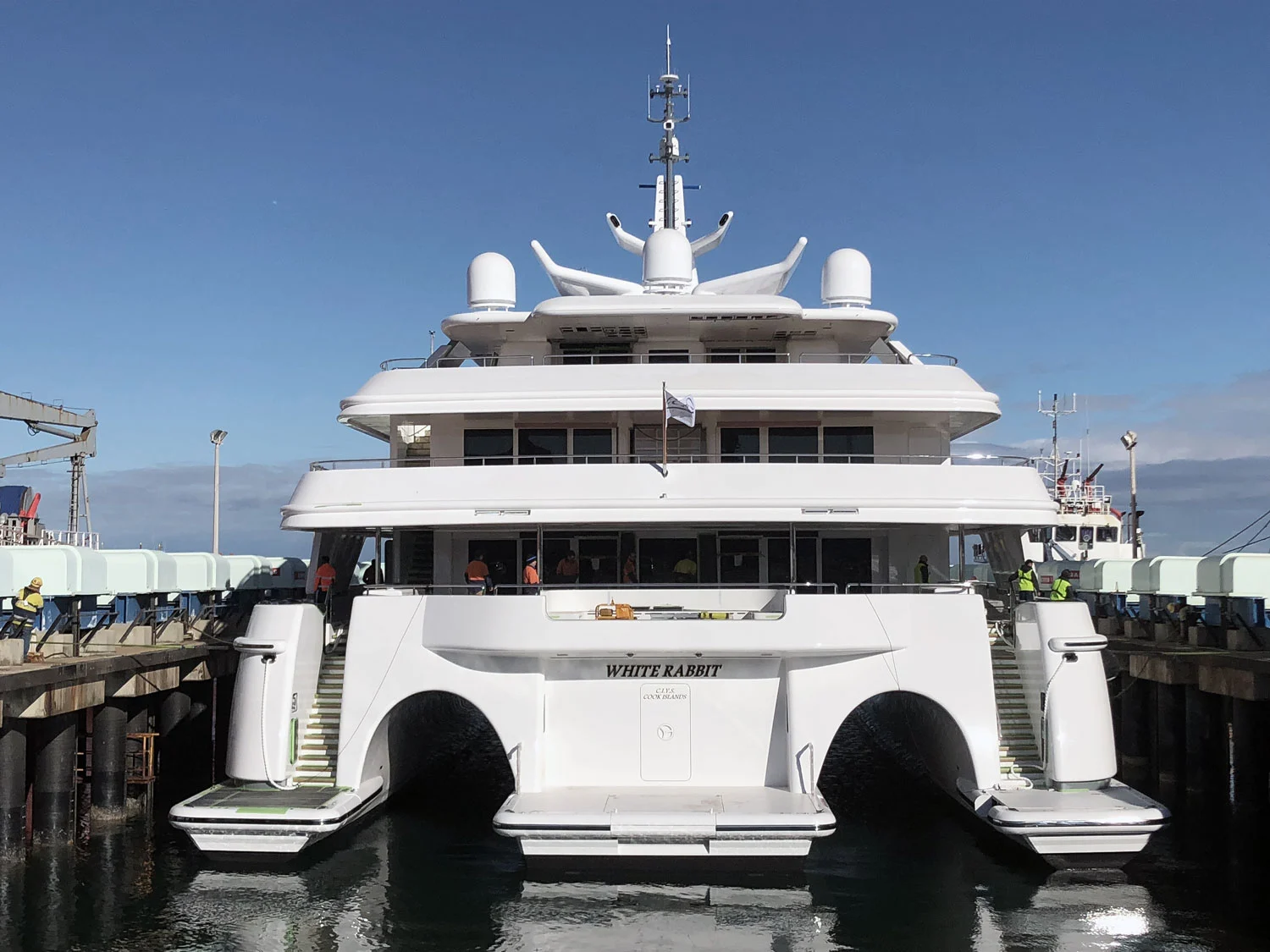 Echo-Yachts-WRG-Stern White Rabbit, the world's largest trimaran, featuring custom gold PVD-coated yacht lettering on the Stern.